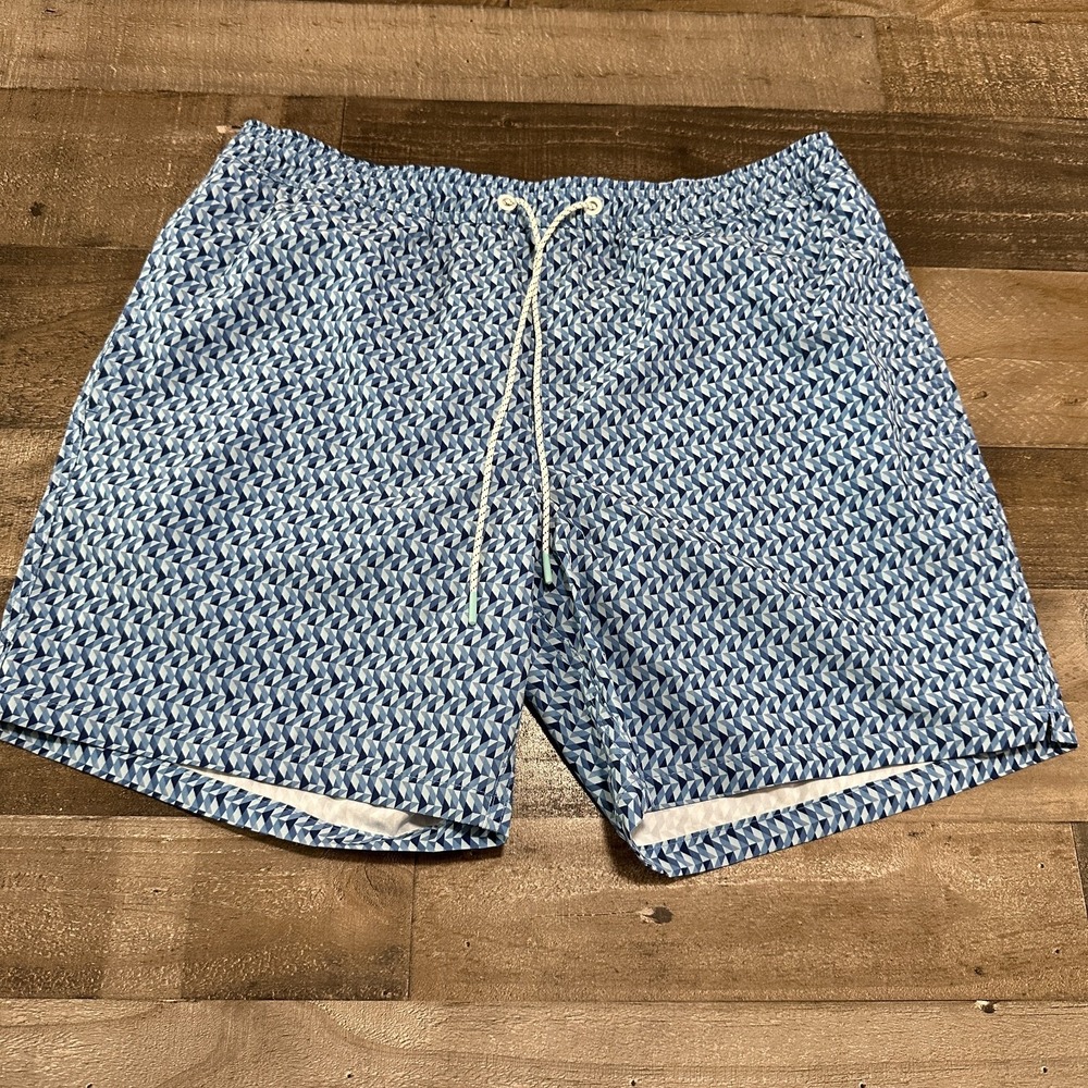 NWT Bonobos Men's L Blue Swim Shorts Geometric 7-Inch Inseam UPF 50+ Quick Dry